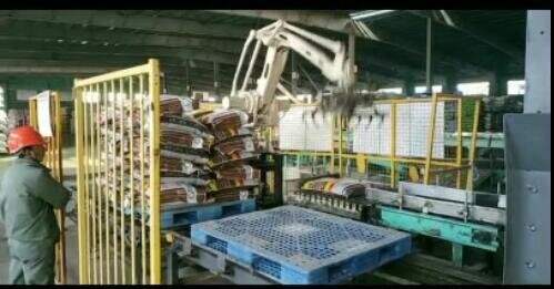 ABB-Four-axis-stacking-robotic-arm-robot