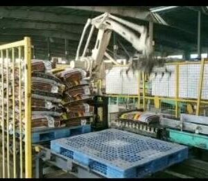 four axis stacking robotic arm robot