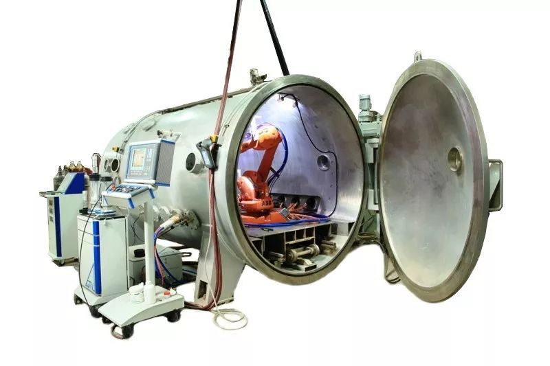 Robots working in a vacuum environment Robots working in a vacuum environment