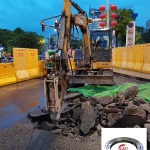 013.30.710.031.04.121F1-single-row-ball-inner-gear-slewing-bearing-for-XCMG-VE60DA-Crusher-