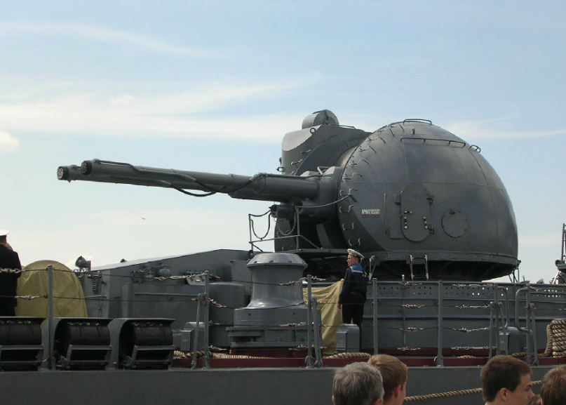 AK-130-naval-gun