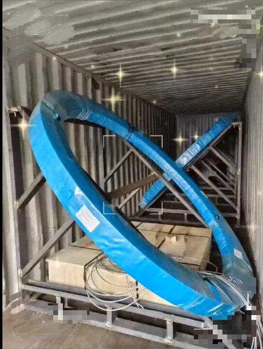 Package-into-container-for-large-size-slewing-bearing-