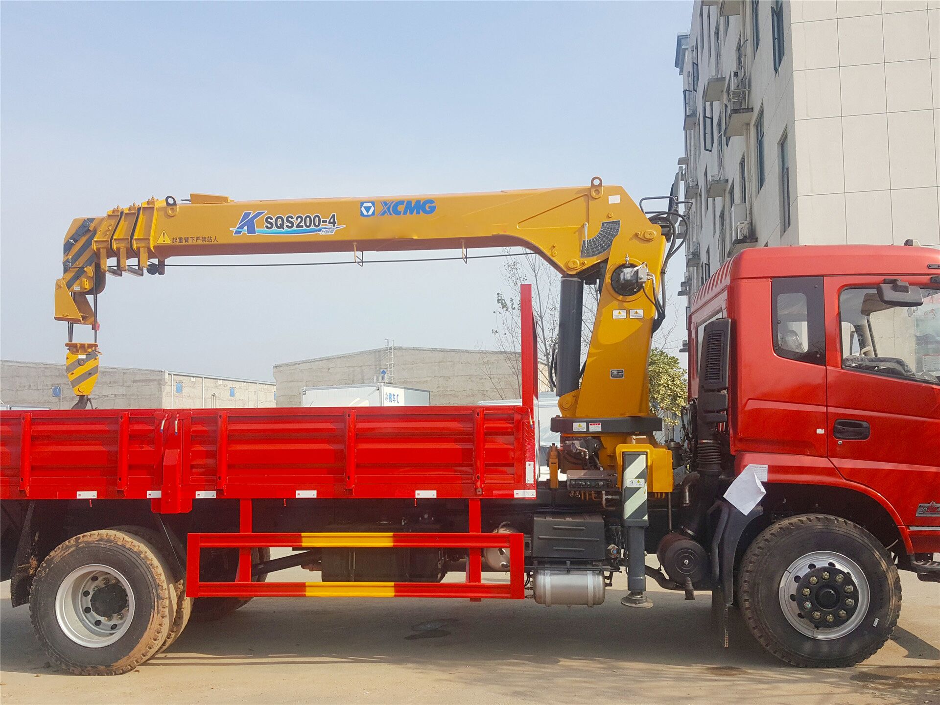 Truck mounted crane 随车吊 XCMG XCMG Truck-mounted-crane